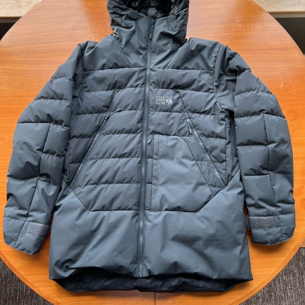 Mountain Hardware Direct North jacket, size Large
